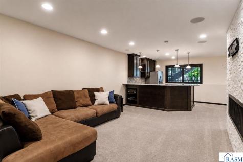 213 Victoria Boulevard Mankato MN 56001