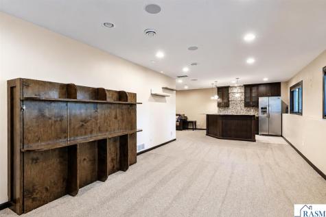 213 Victoria Boulevard Mankato MN 56001