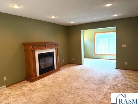 228 Bittersweet Lane Mankato MN 56001
