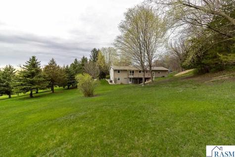 35425 Shakpays Cove Road Kasota MN 56050