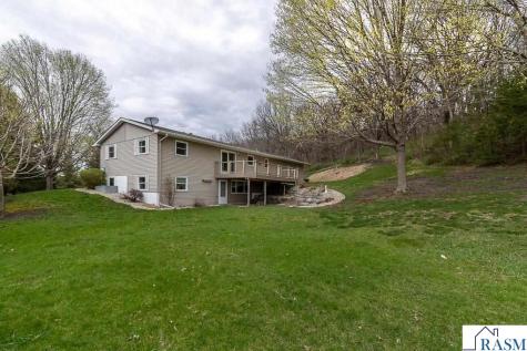 35425 Shakpays Cove Road Kasota MN 56050
