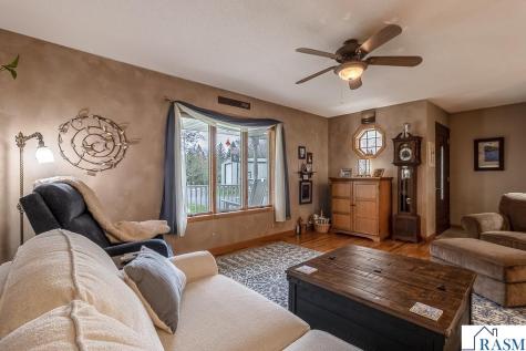 35425 Shakpays Cove Road Kasota MN 56050