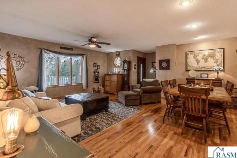 35425 Shakpays Cove Road Kasota MN 56050