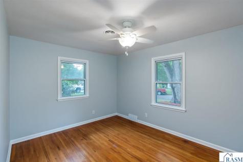 13 Southview Drive Mankato MN 56001