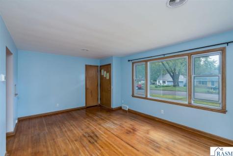 13 Southview Drive Mankato MN 56001