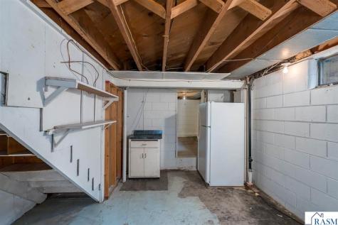 13 Southview Drive Mankato MN 56001