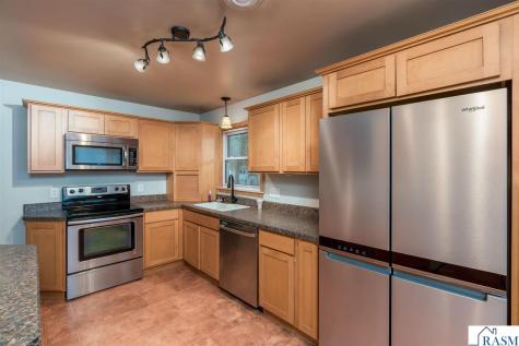 13 Southview Drive Mankato MN 56001