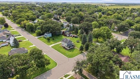 134 NW 6th Street Winnebago MN 56098