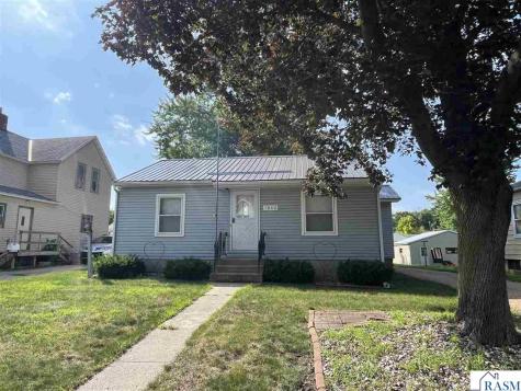 1066 1st Avenue South St. James MN 56081