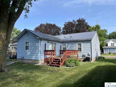 1066 1st Avenue South St. James MN 56081