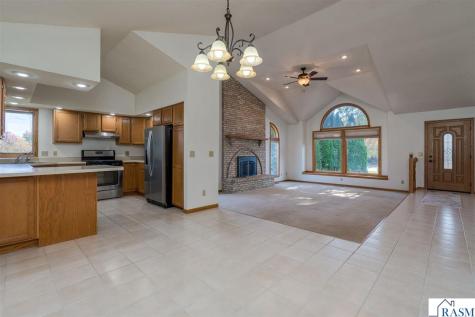 104 Wadsworth Drive Mankato MN 56001