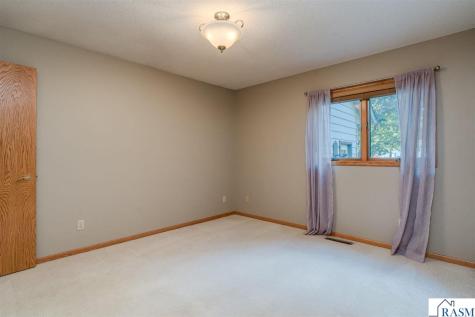 104 Wadsworth Drive Mankato MN 56001