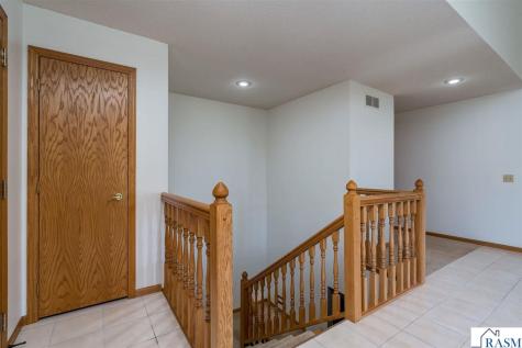 104 Wadsworth Drive Mankato MN 56001
