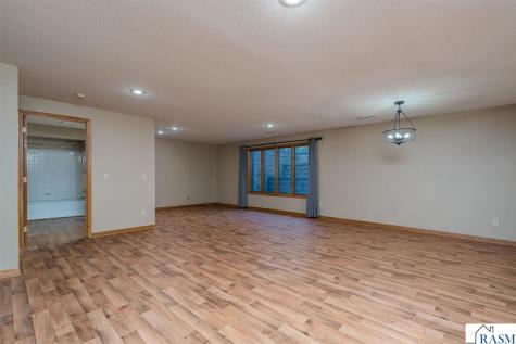 104 Wadsworth Drive Mankato MN 56001