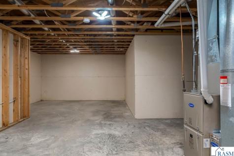 104 Wadsworth Drive Mankato MN 56001