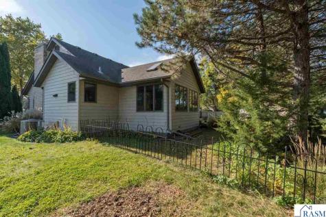 104 Wadsworth Drive Mankato MN 56001