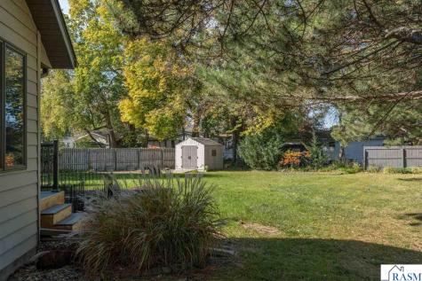 104 Wadsworth Drive Mankato MN 56001