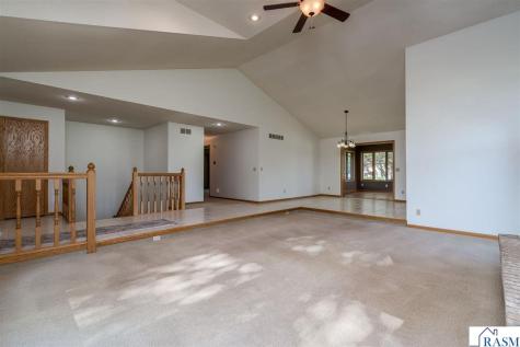 104 Wadsworth Drive Mankato MN 56001
