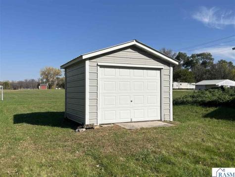 1015 11th Street North St. James MN 56081