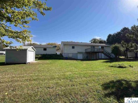 1015 11th Street North St. James MN 56081