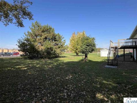 1015 11th Street North St. James MN 56081