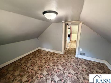 1621 N 4th Street Mankato MN 56001