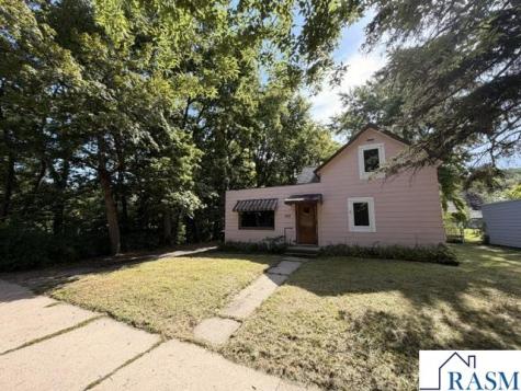 1621 N 4th Street Mankato MN 56001