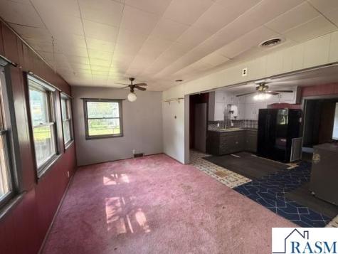 1621 N 4th Street Mankato MN 56001