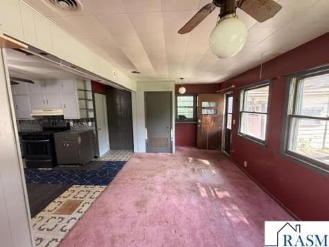 1621 N 4th Street Mankato MN 56001