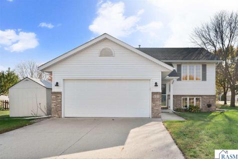 101 Teal Court Mankato MN 56001