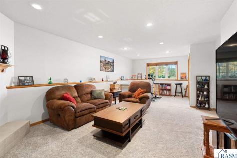 101 Teal Court Mankato MN 56001
