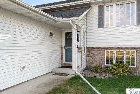 101 Teal Court Mankato MN 56001