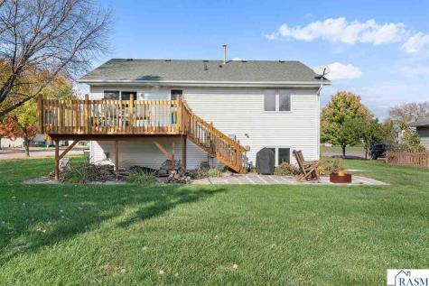 101 Teal Court Mankato MN 56001