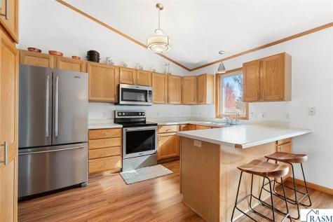 101 Teal Court Mankato MN 56001