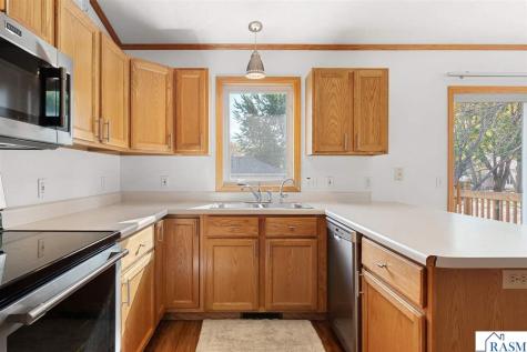 101 Teal Court Mankato MN 56001