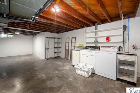 332 Harrison Avenue North Mankato MN 56003