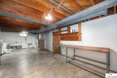 332 Harrison Avenue North Mankato MN 56003