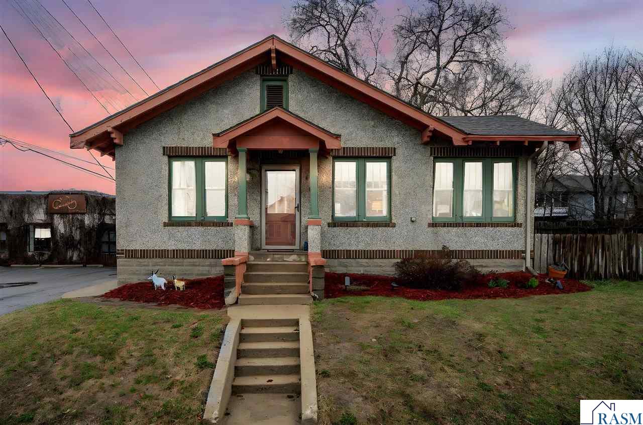 114 E Elm Street Mankato MN 56001