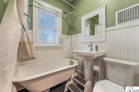 114 E Elm Street Mankato MN 56001