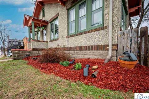 114 E Elm Street Mankato MN 56001