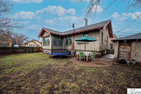114 E Elm Street Mankato MN 56001