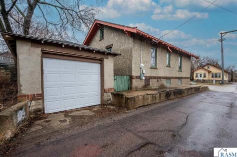 114 E Elm Street Mankato MN 56001