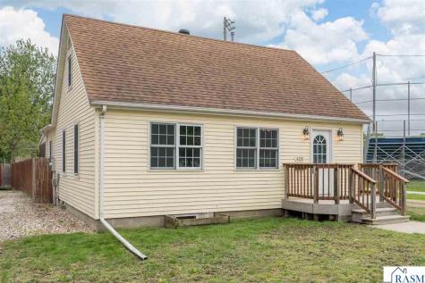 426 W Skaro Street St. Peter MN 56082