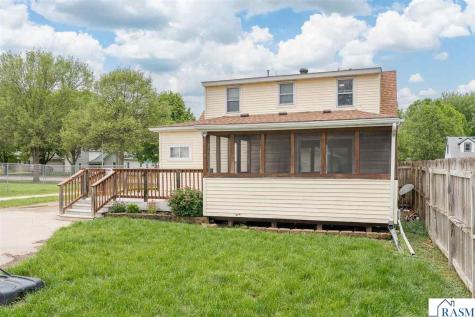 426 W Skaro Street St. Peter MN 56082