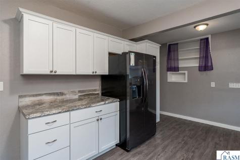426 W Skaro Street St. Peter MN 56082