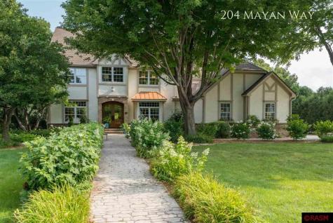 204 Mayan Way Mankato MN 56001