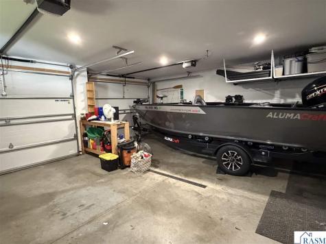 1122 Crystal Lake Drive Lake Crystal MN 56055-2410