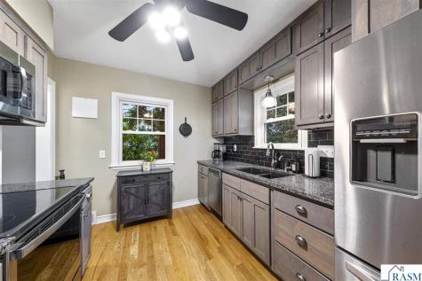 30 Wickersham Court Mankato MN 56001