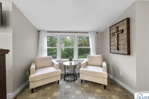 30 Wickersham Court Mankato MN 56001