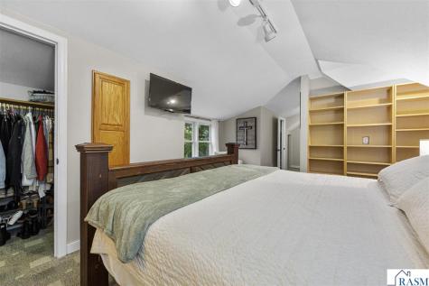 30 Wickersham Court Mankato MN 56001